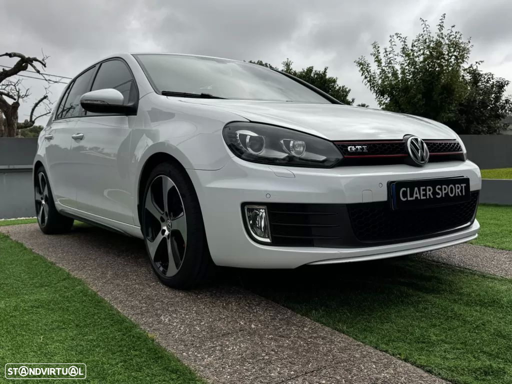 VW Golf 2.0 GTI DSG adidas - 6