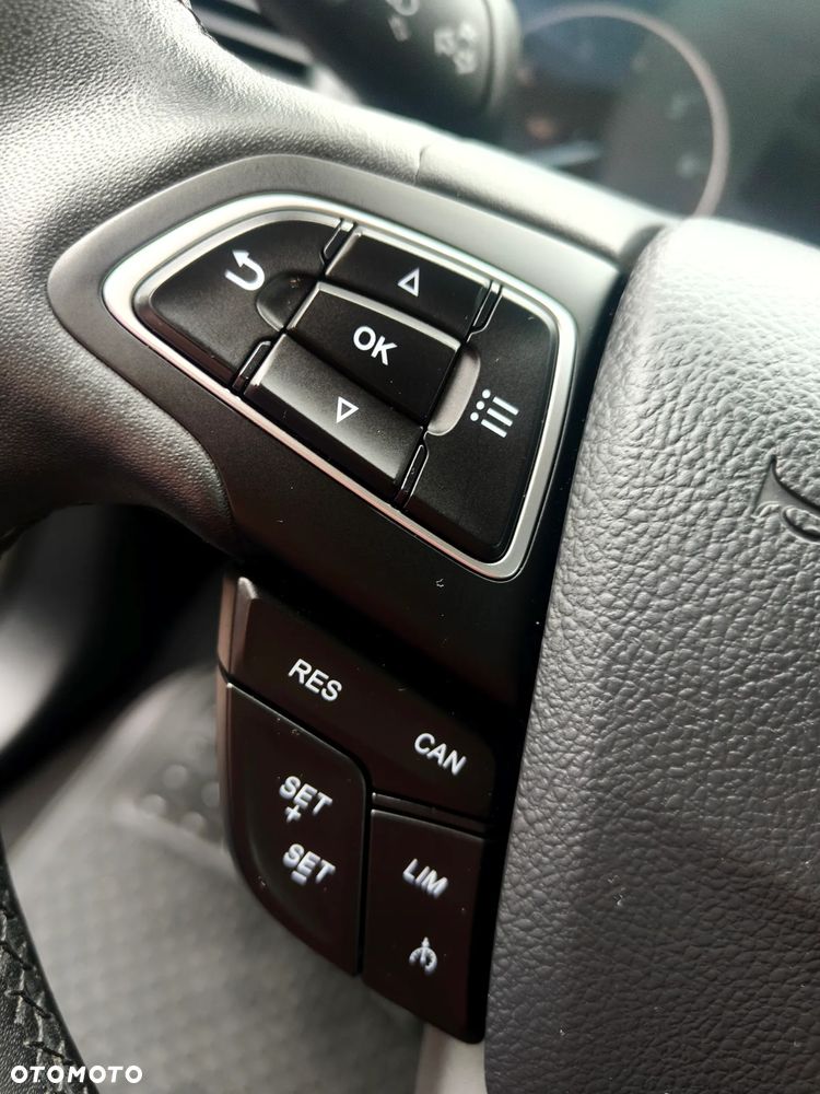 Ford EcoSport - 17