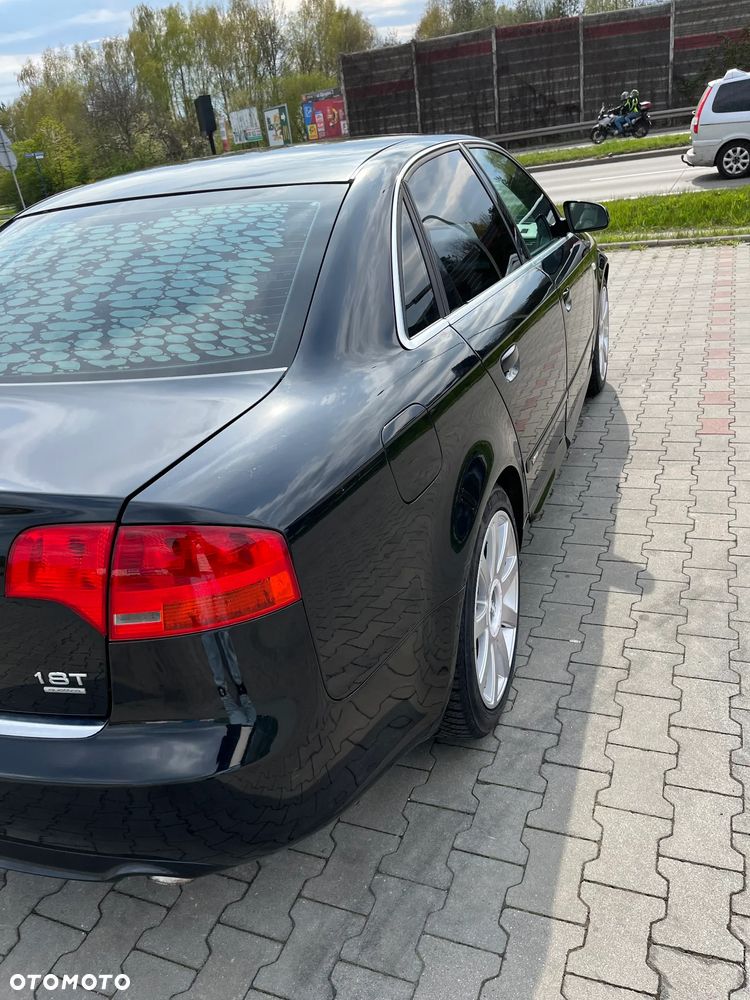 Audi A4 Limousine 1.8T Quattro - 8