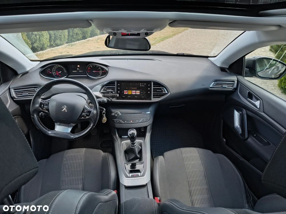 Peugeot 308 1.2 PureTech GPF Allure Pack S&S - 7