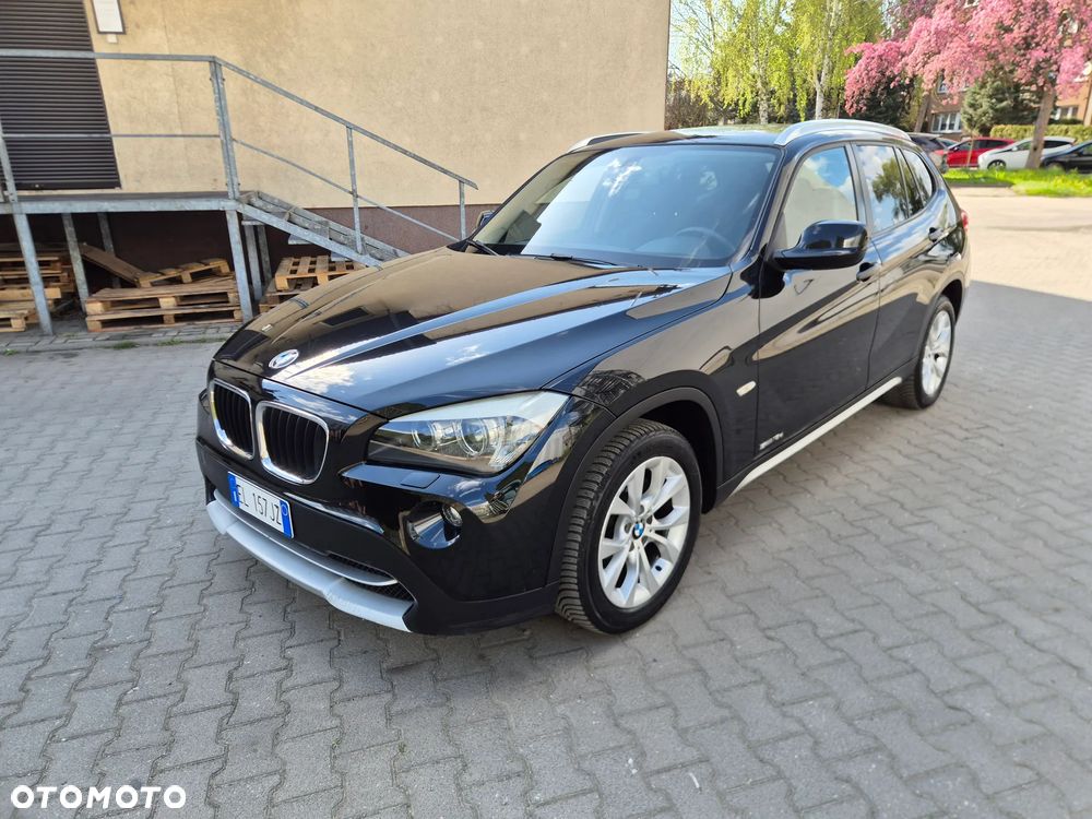 BMW X1 sDrive18d xLine - 1