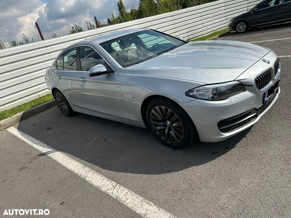 BMW Seria 5 520d xDrive - 2