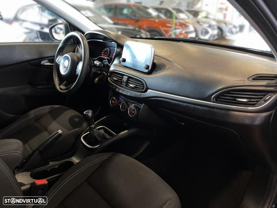 Fiat Tipo 1.3 M-Jet Lounge - 24