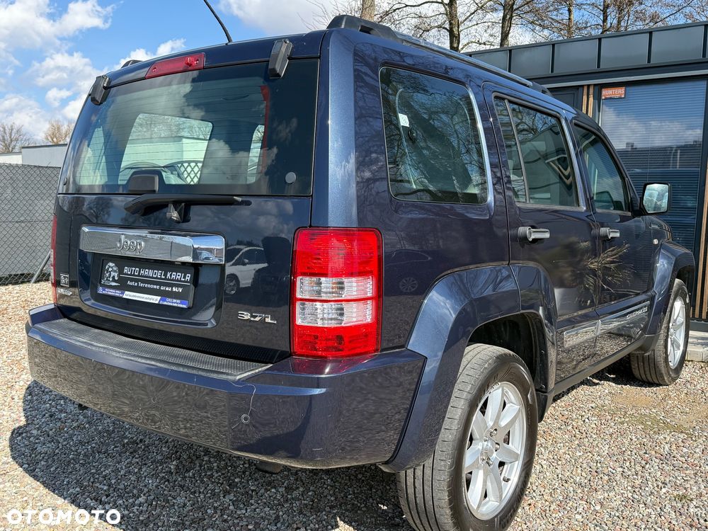 Jeep Cherokee 3.7 Limited - 11
