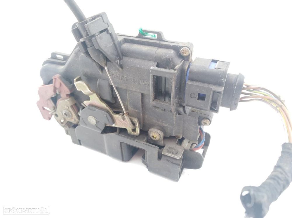 FECHADURA PORTA FRONTAL ESQUERDA SEAT ALTEA 2013 -3D1837015 - 2