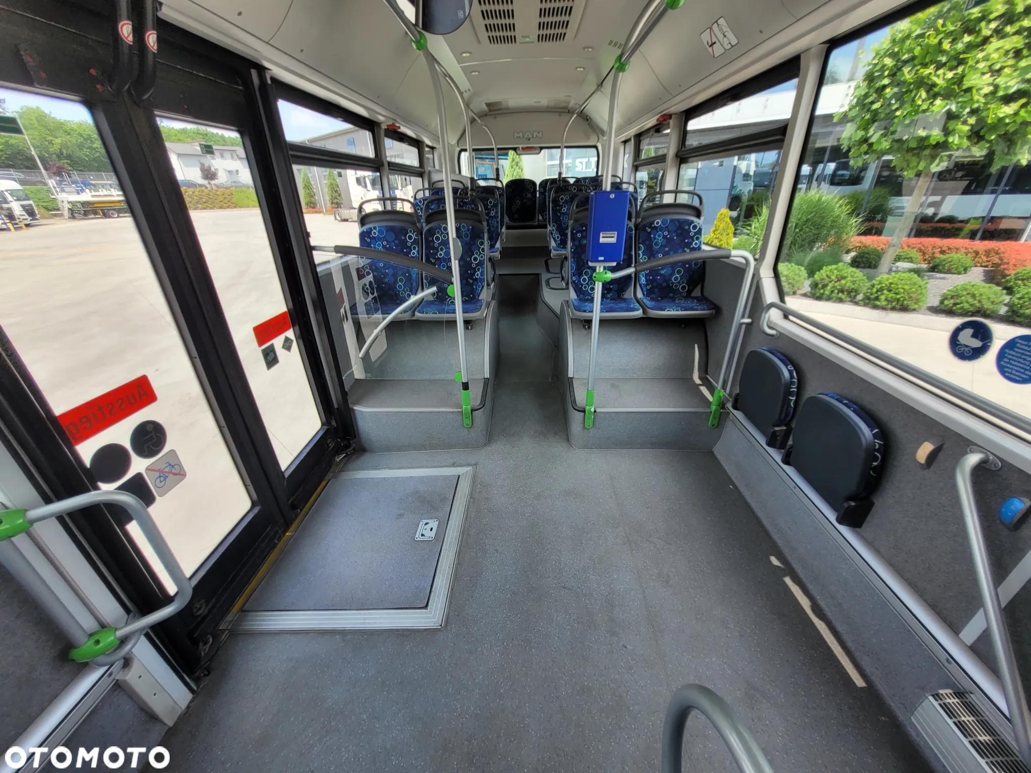 MAN LION'S CITY / CNG / RETARDER / EURO 6 / 2x KLIMA - 24