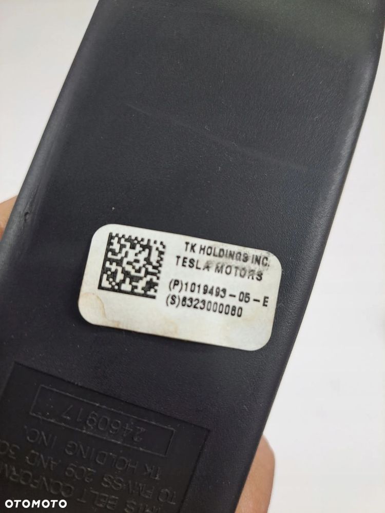 TESLA MODEL X S ZAPINKA NAPINACZ PASA 1019493-05-E - 3