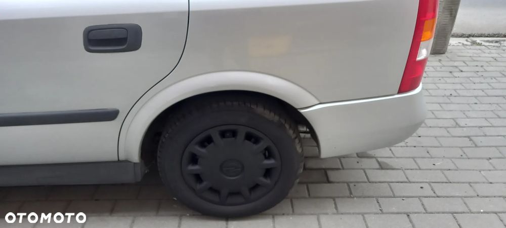 Opel Astra - 2