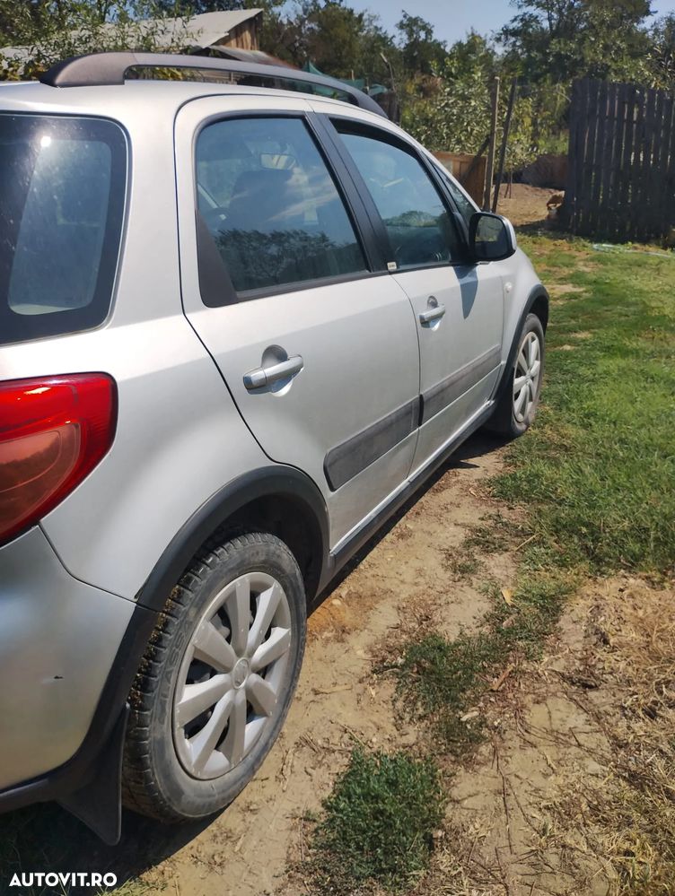 Suzuki SX4 1.9 DDIS 4WD GS - 6
