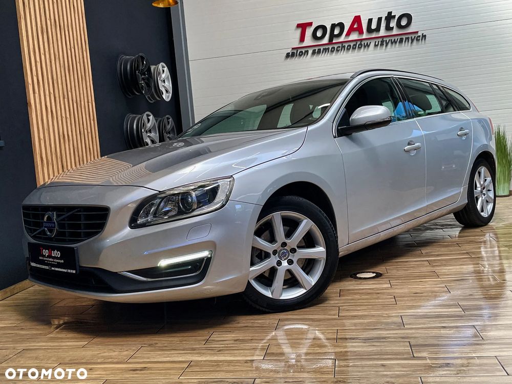 Volvo V60 D4 Geartronic Momentum - 2