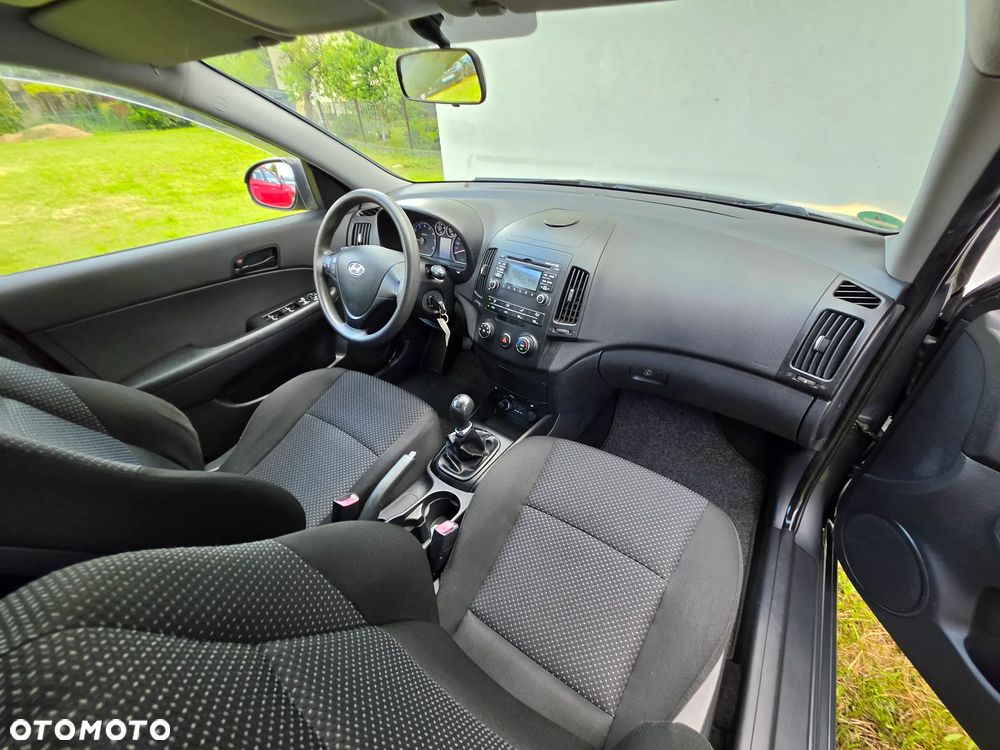 Hyundai i30 1.4 Blue Classic - 9