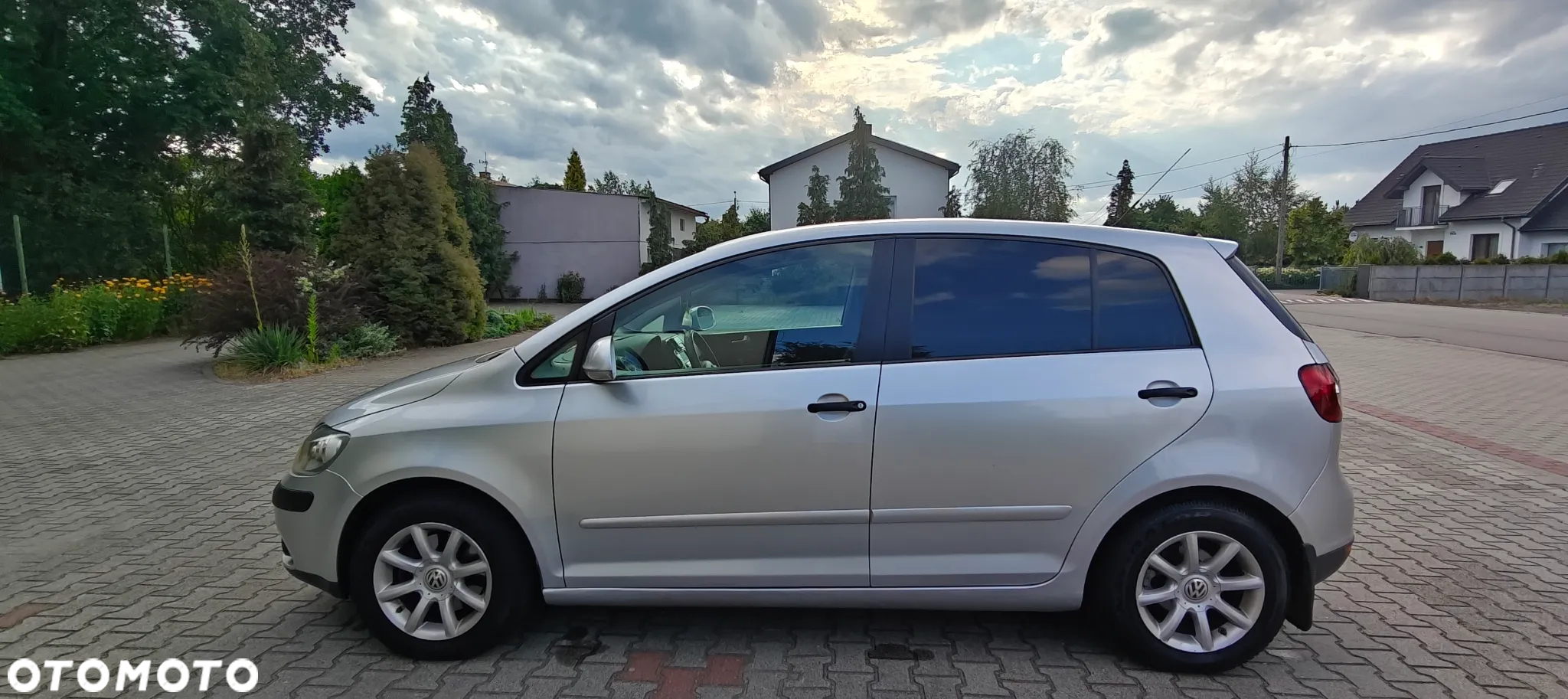 Volkswagen Golf Plus - 17