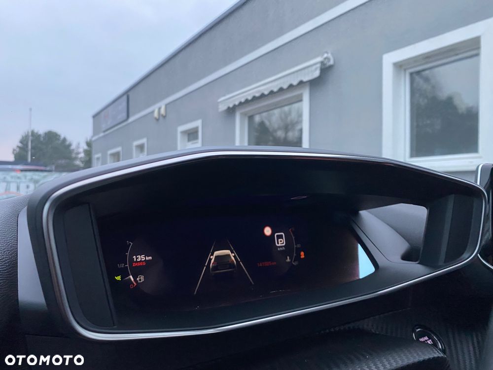 Peugeot 2008 BlueHDi 130 EAT8 Active - 33