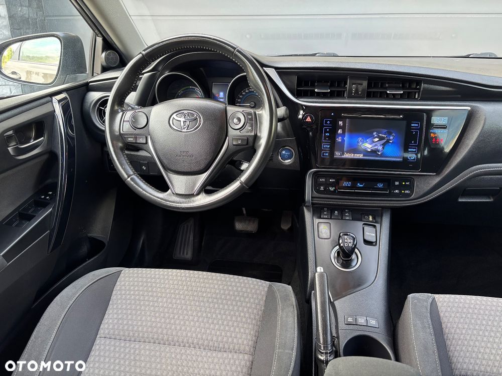 Toyota Auris 1.8 Travel - 7