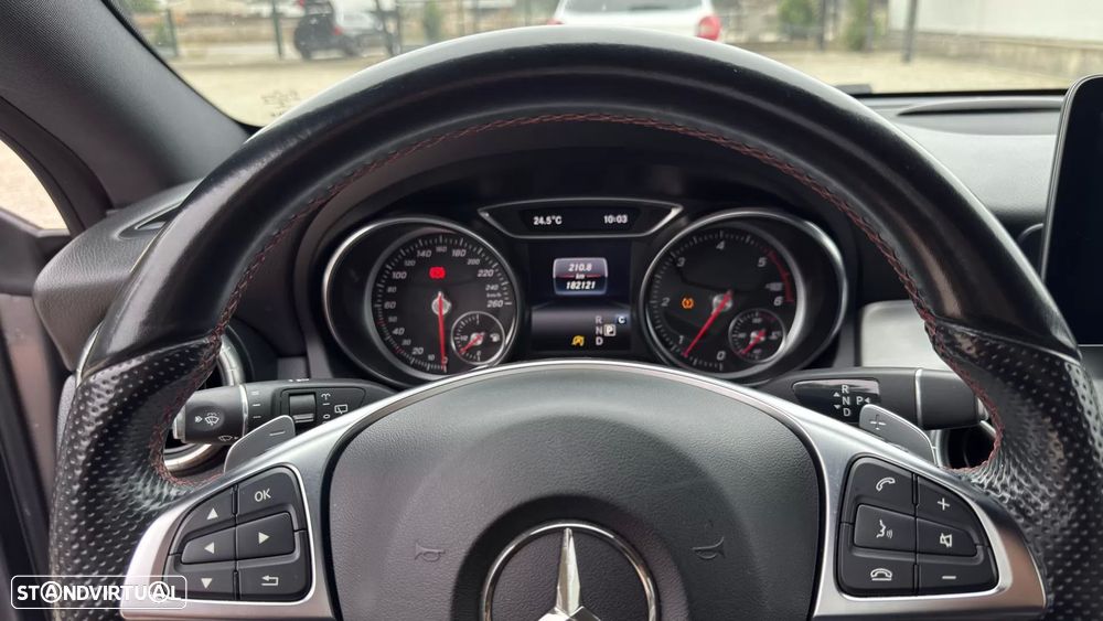 Mercedes-Benz CLA 200 d Shooting Brake AMG Line Aut. - 32