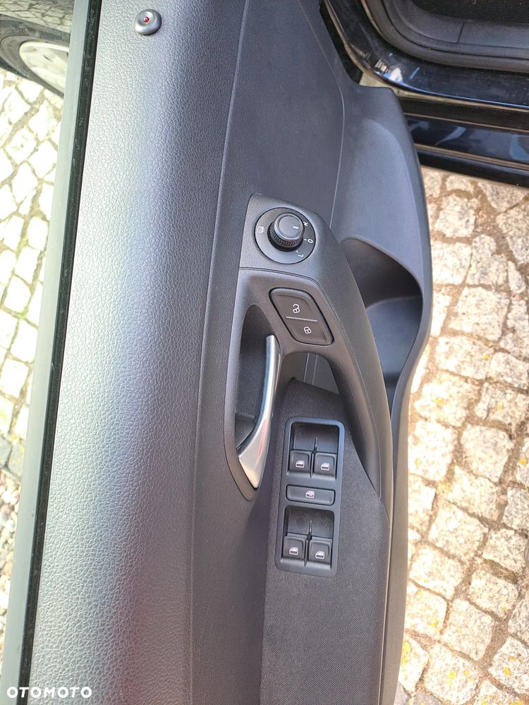 Volkswagen Polo - 11