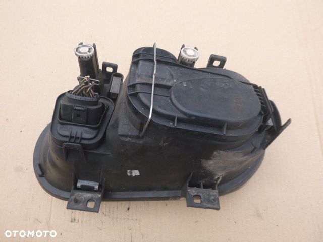 LAMPA PRAWY PRZÓD PRAWA PRZEDNIA VOLKSWAGEN GOLF IV Z HALOGENEM - 5