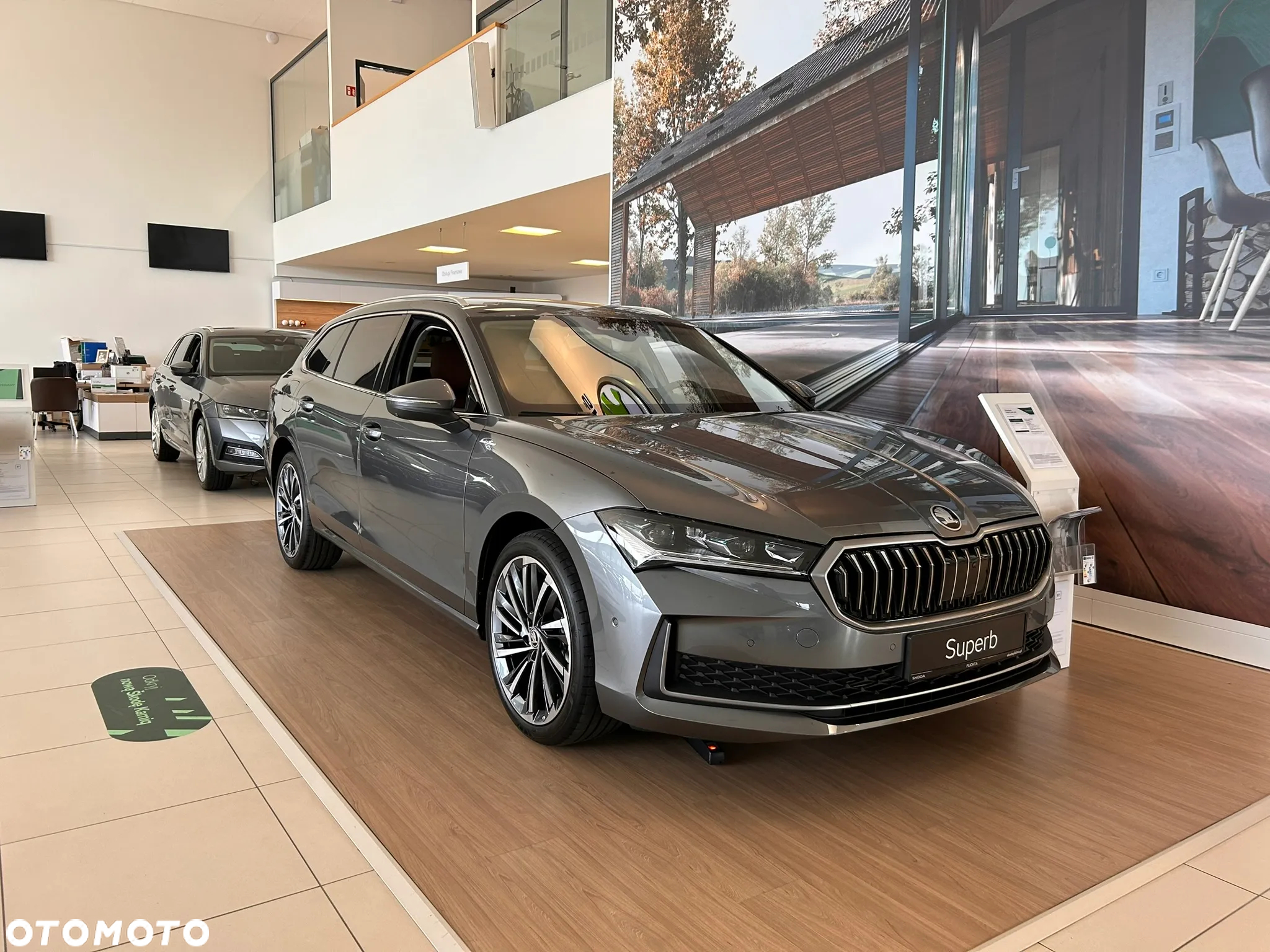 Skoda Superb 2.0 TDI SCR L&K DSG - 2