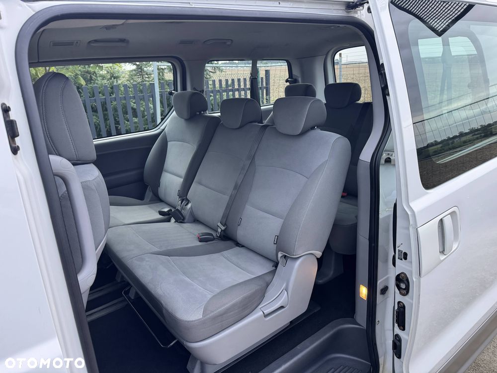 Hyundai H-1 2.5 CRDi Travel Family - 6