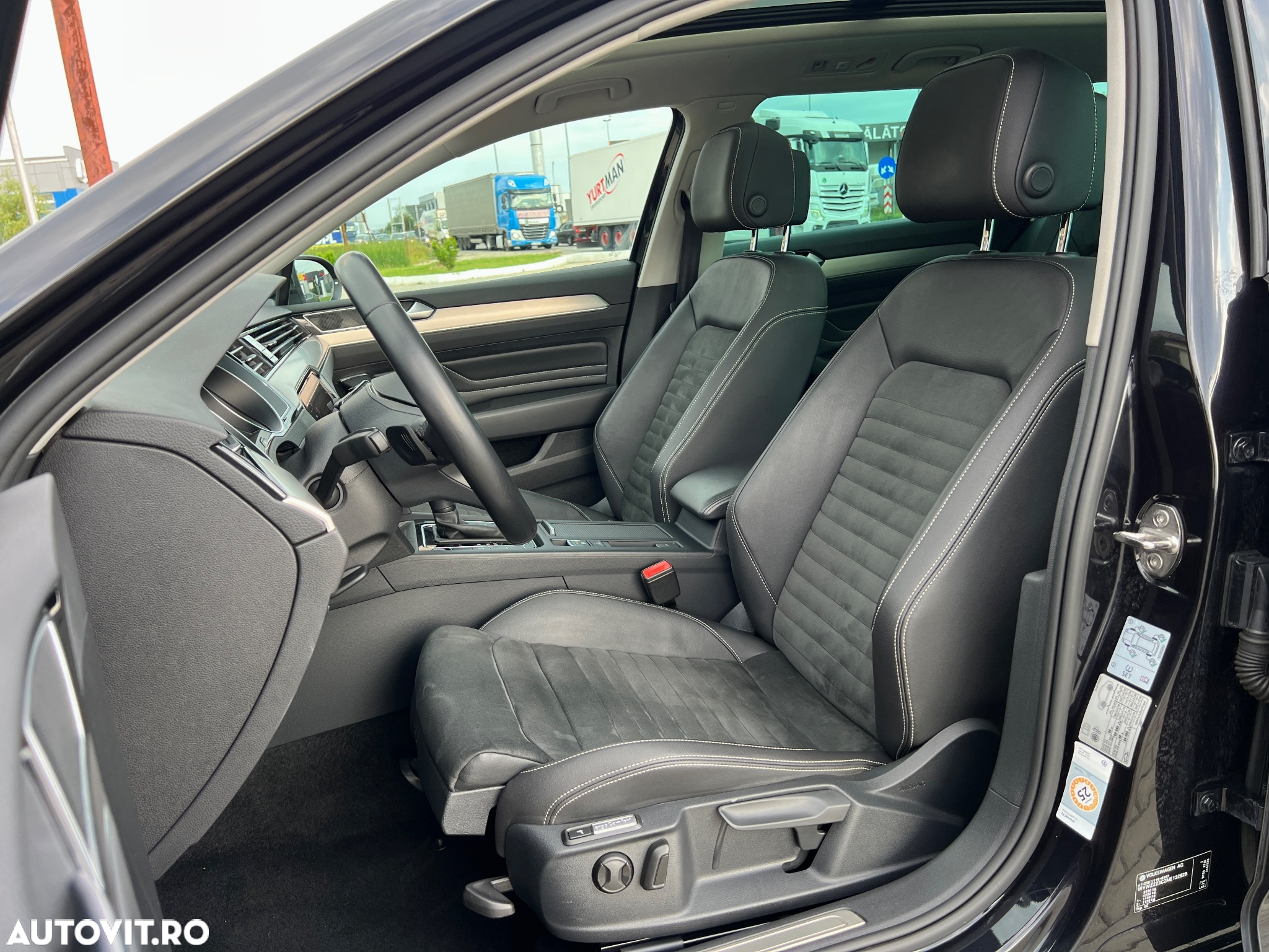 Volkswagen Passat Variant 2.0 TDI DSG Elegance - 27
