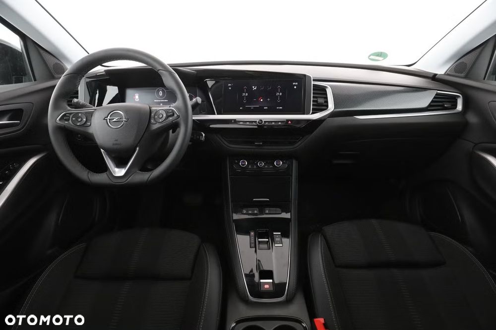 Opel Grandland X 1.2 T Innovation S&S - 28