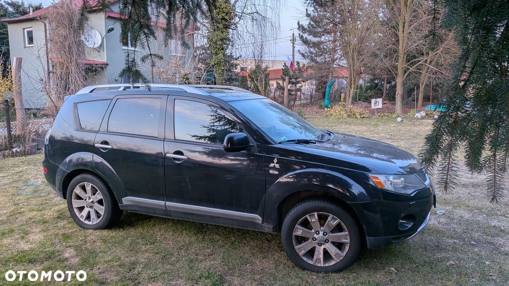 Mitsubishi Outlander 2.2 DID Instyle - 2