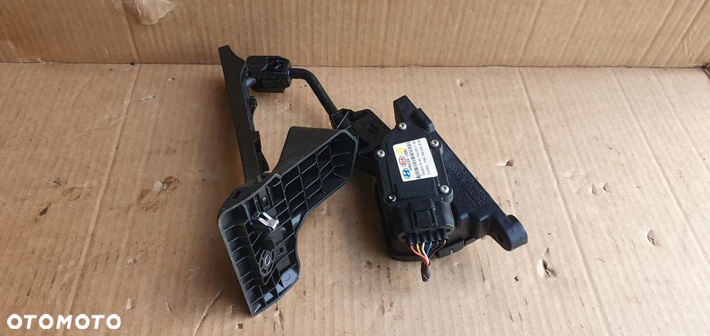 Pedał potencjometr gazu Hyundai ix35 32727-2S000 - 4