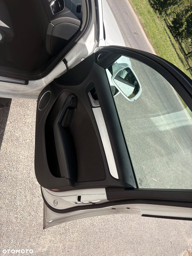 Audi A4 Avant 2.0 TDI - 23