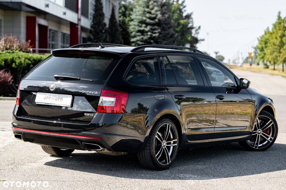 Skoda Octavia 2.0 TSI (Green tec) DSG RS - 18
