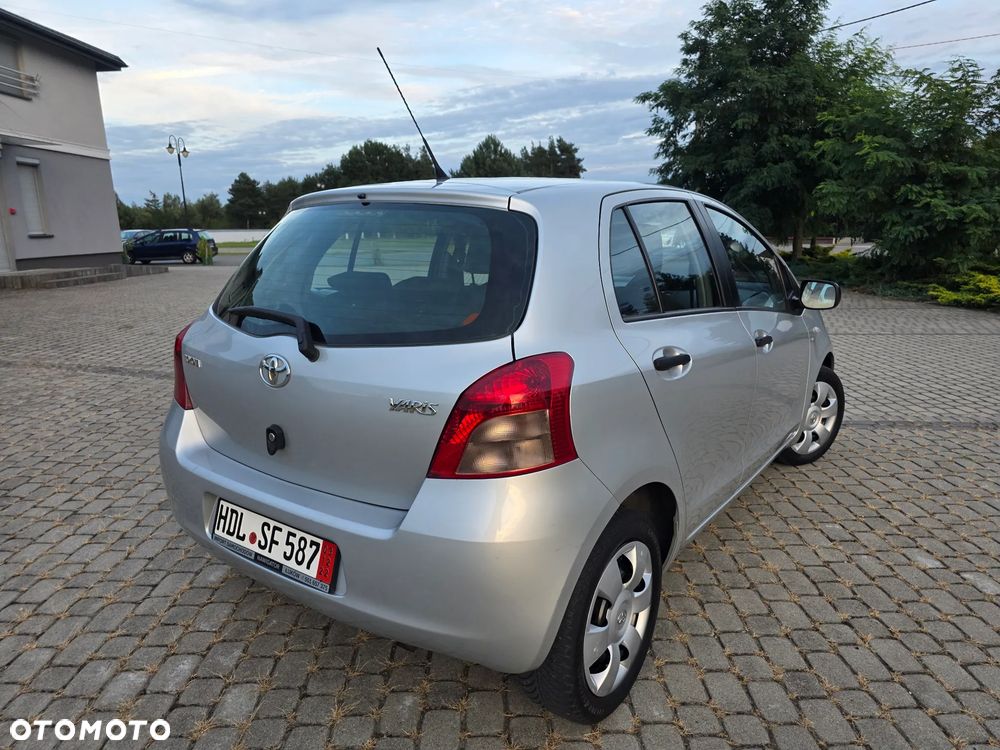 Toyota Yaris 1.4 D-4D S - 8
