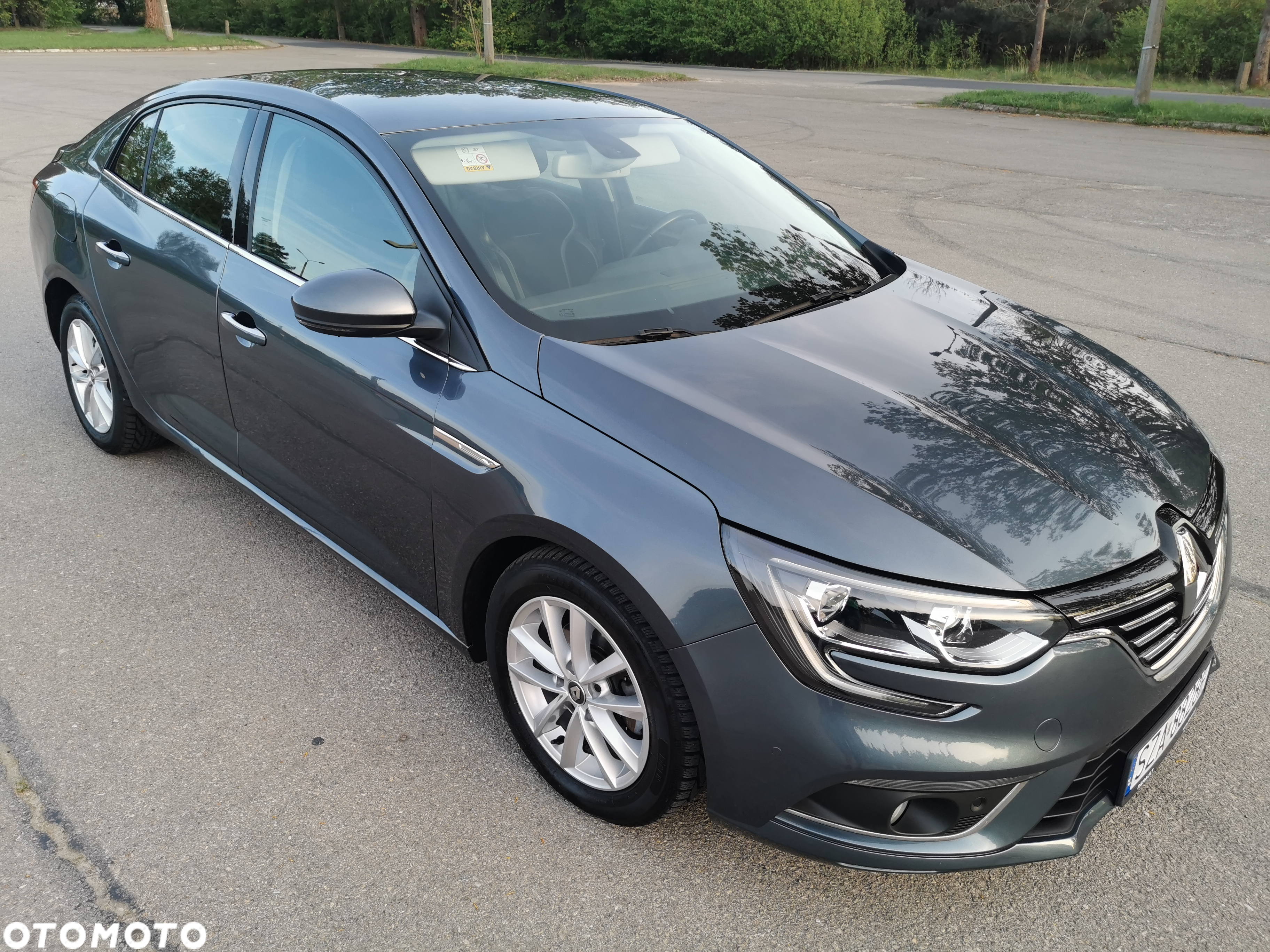Renault Megane 1.5 Blue dCi Intens - 10
