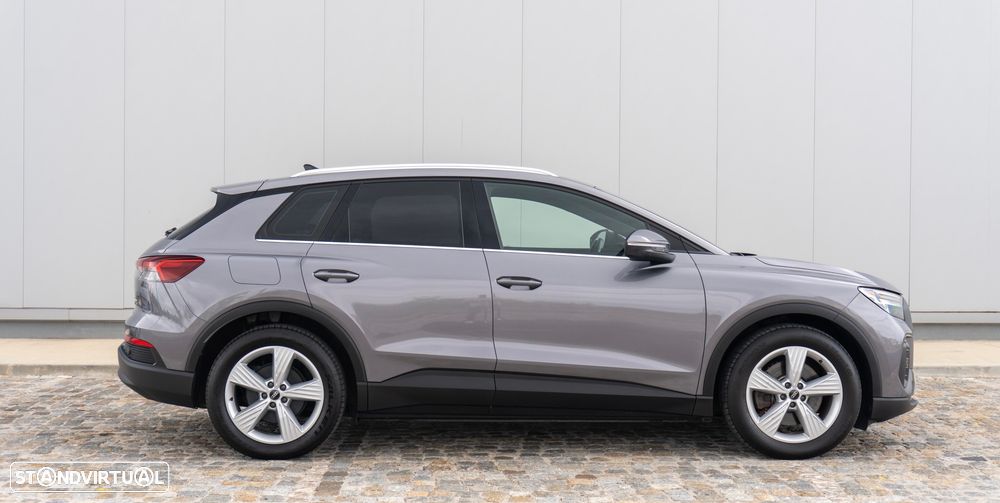 Audi Q4 e-tron 45 quattro - 12