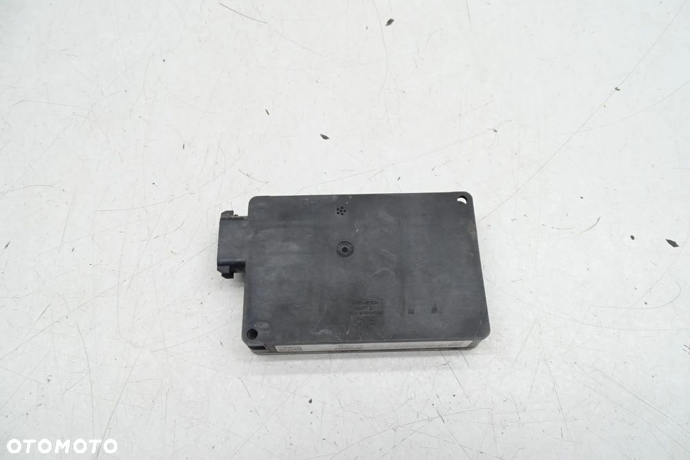 Mercedes W212 W218 W166 W221 Radar  A0009053100 - 2