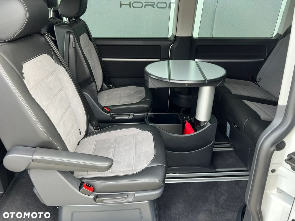 Volkswagen Multivan - 15