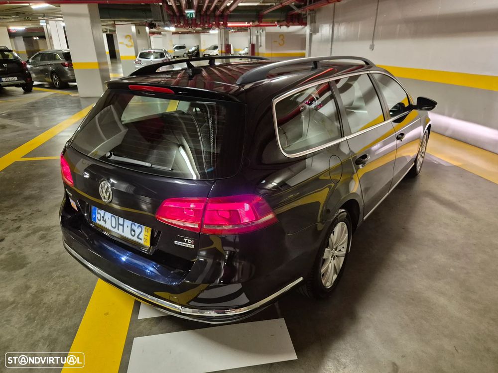 Volkswagen Passat Variant 1.6 TDI Confortline — fotografia 12