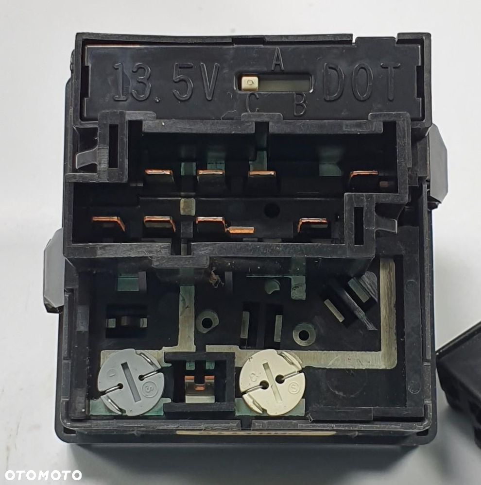 PRZEŁĄCZNIK WŁĄCZNIK ŚWIATEŁ VOLVO V70 I 8601772 - 3