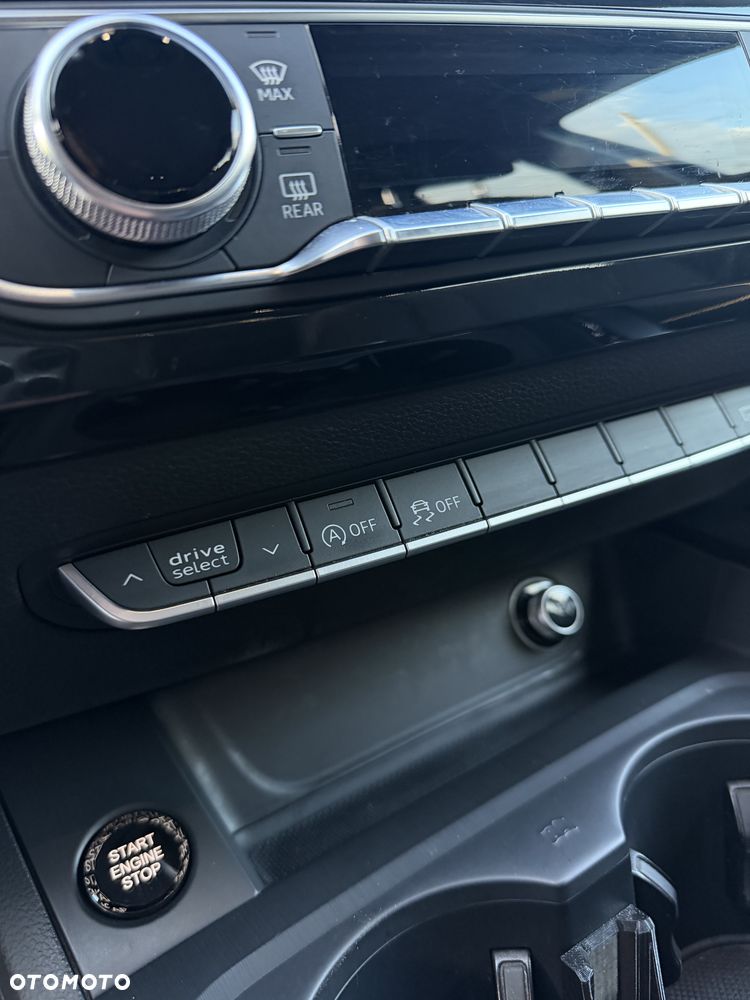 Audi A4 Avant 2.0 TDI - 32