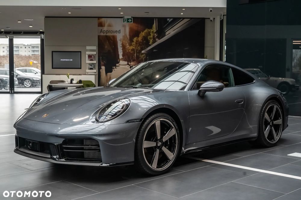 Porsche 911 Carrera S - 9