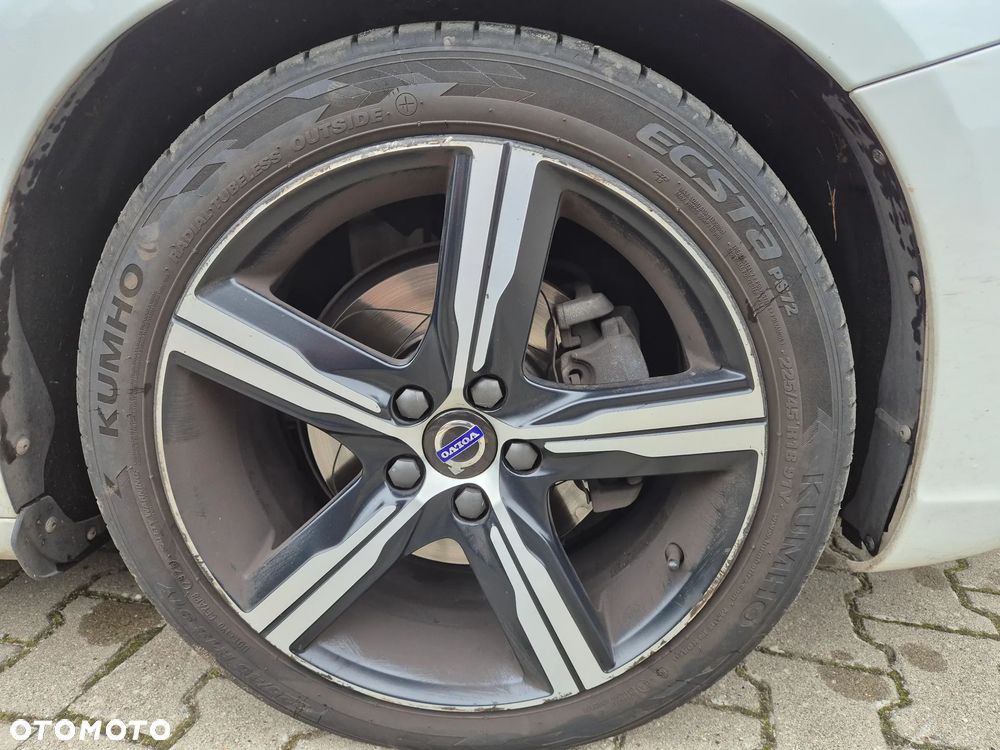 Volvo V60 D4 Drive-E R-Design Momentum - 22