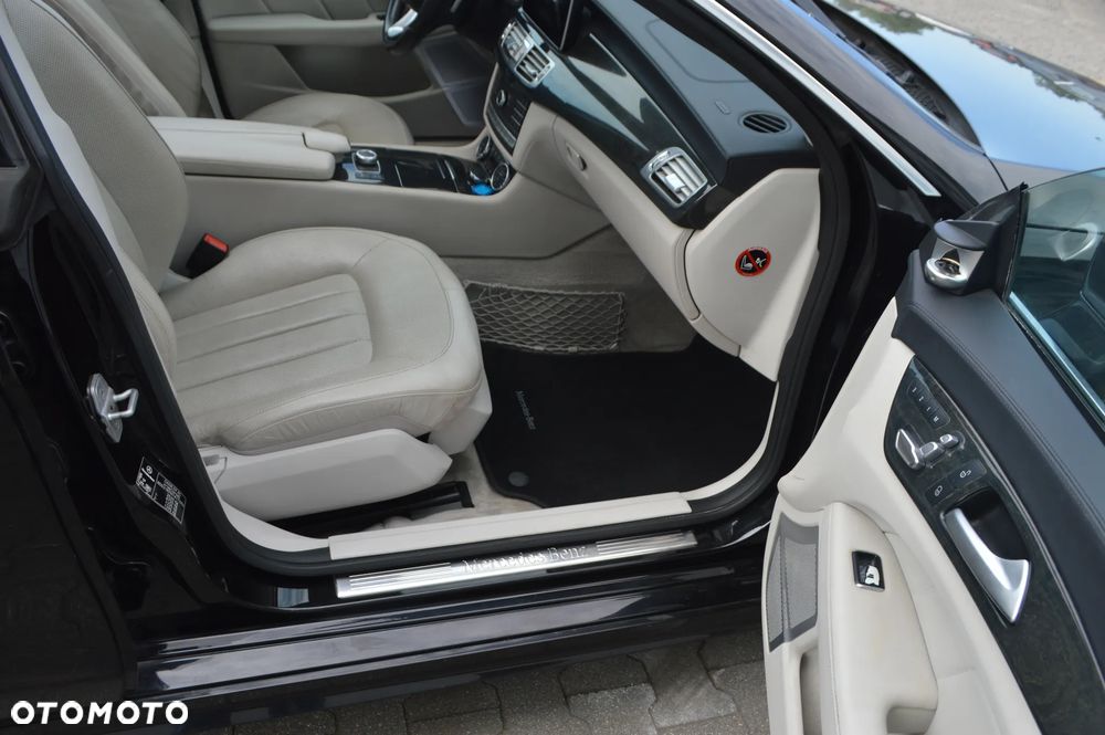 Mercedes-Benz CLS 350 d 4-Matic - 17