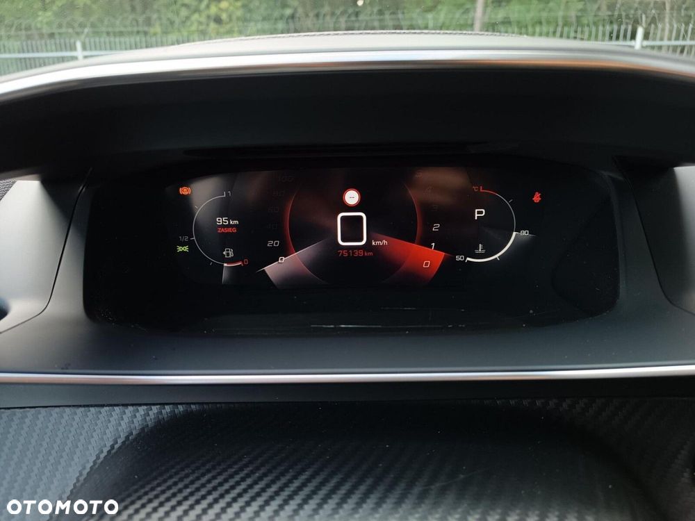 Peugeot 2008 1.2 PureTech GT Pack S&S EAT8 - 18