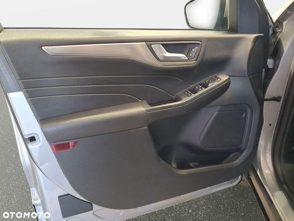 Ford Kuga 1.5 EcoBoost TITANIUM - 24