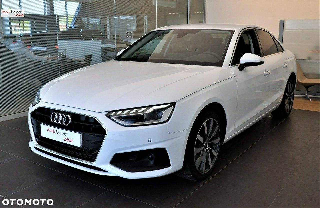Audi A4 - 1