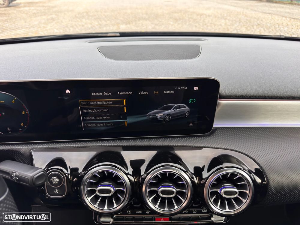 Mercedes-Benz A 180 d AMG Line Aut. - 30