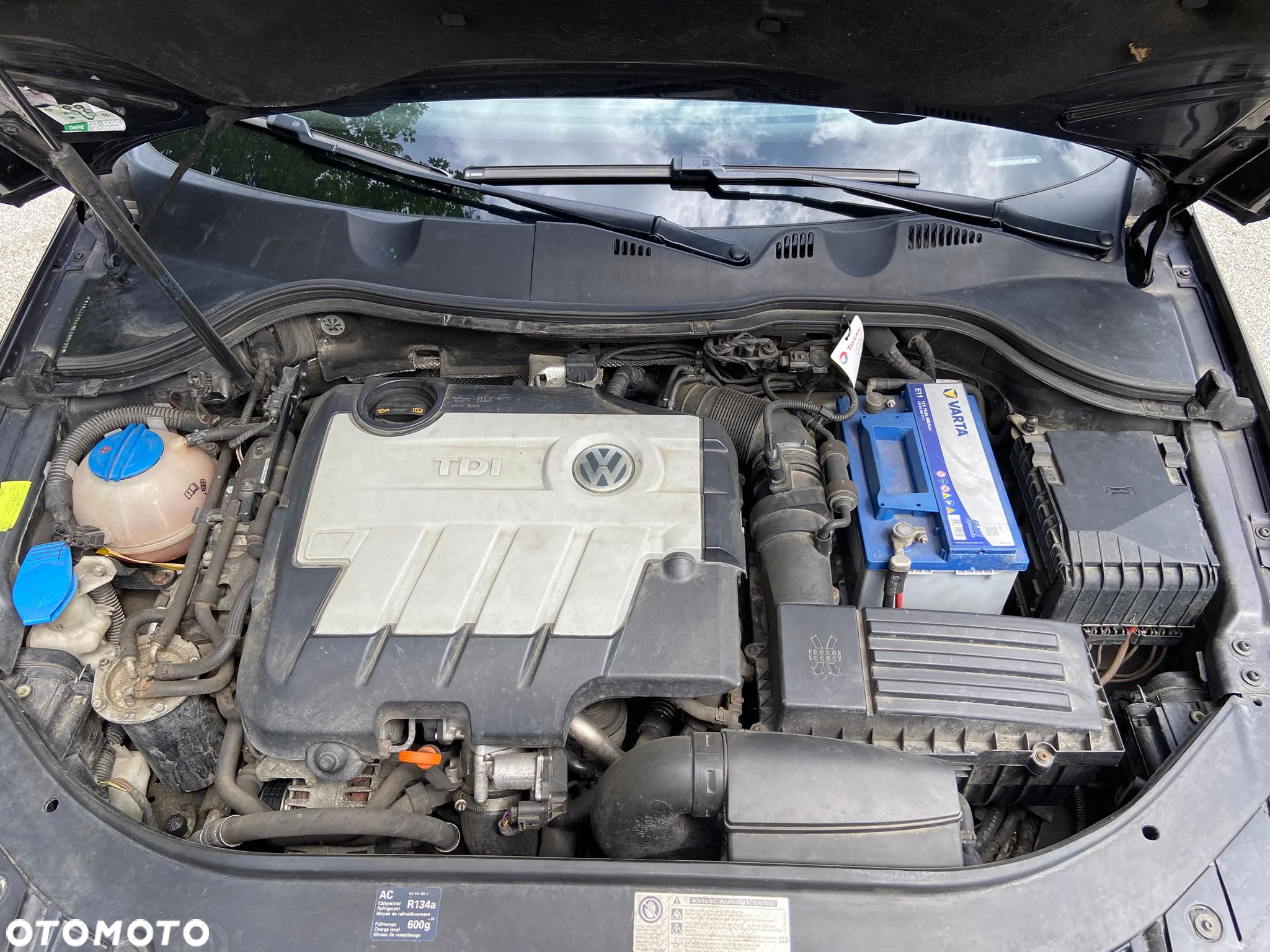 Volkswagen Passat 2.0 TDI Comfortline R-Style - 18