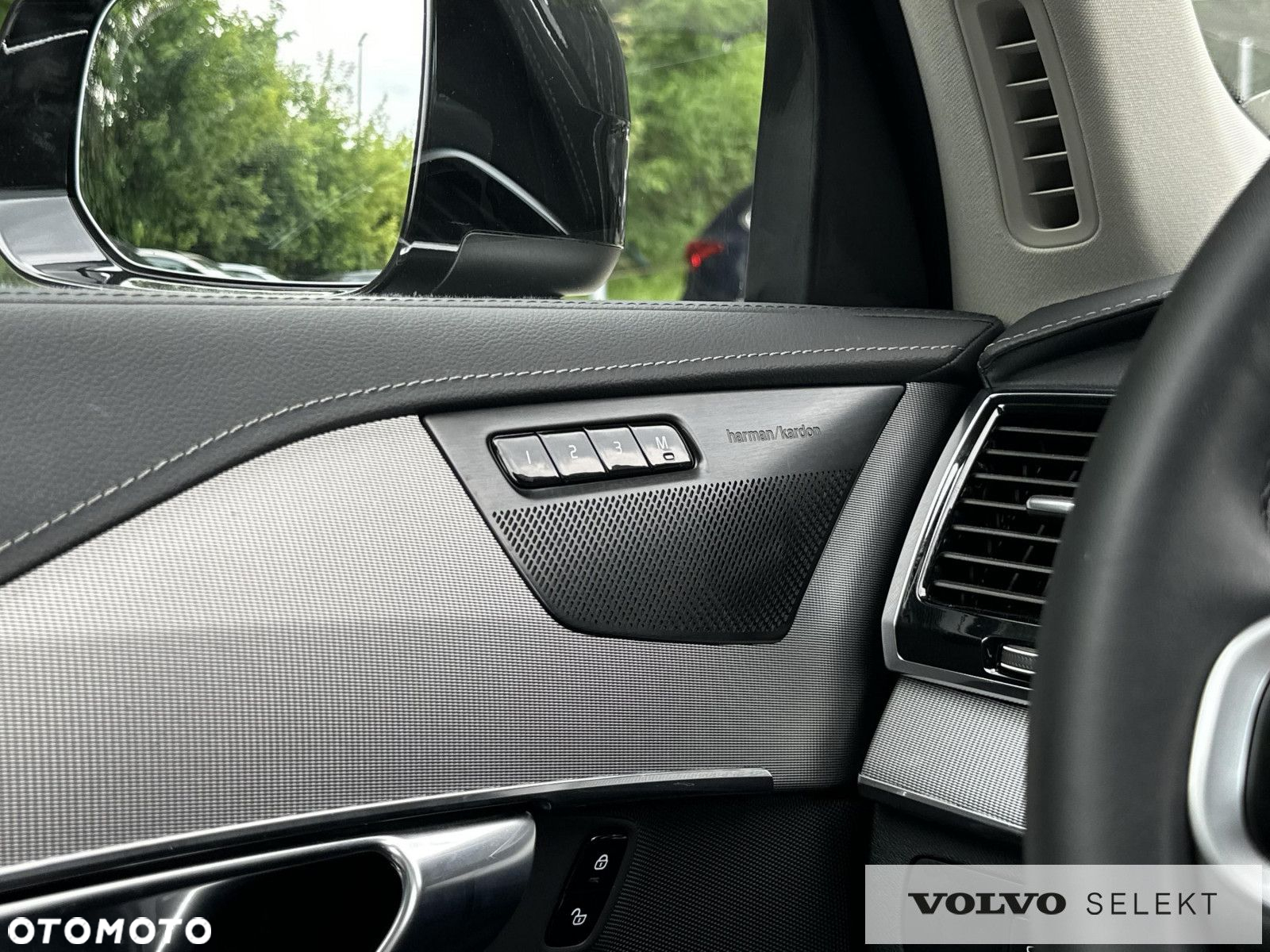 Volvo XC 90 - 34