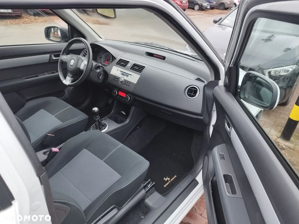 Suzuki Swift 1.3 GC - 16