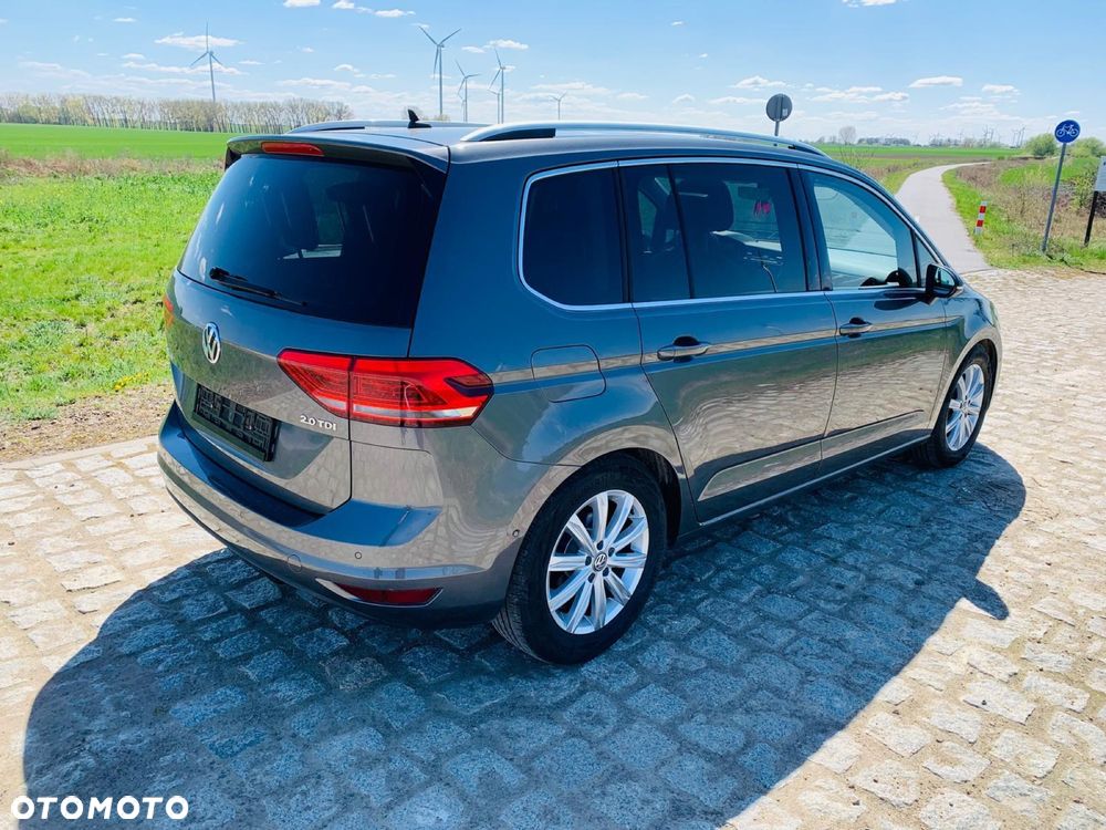 Volkswagen Touran - 3