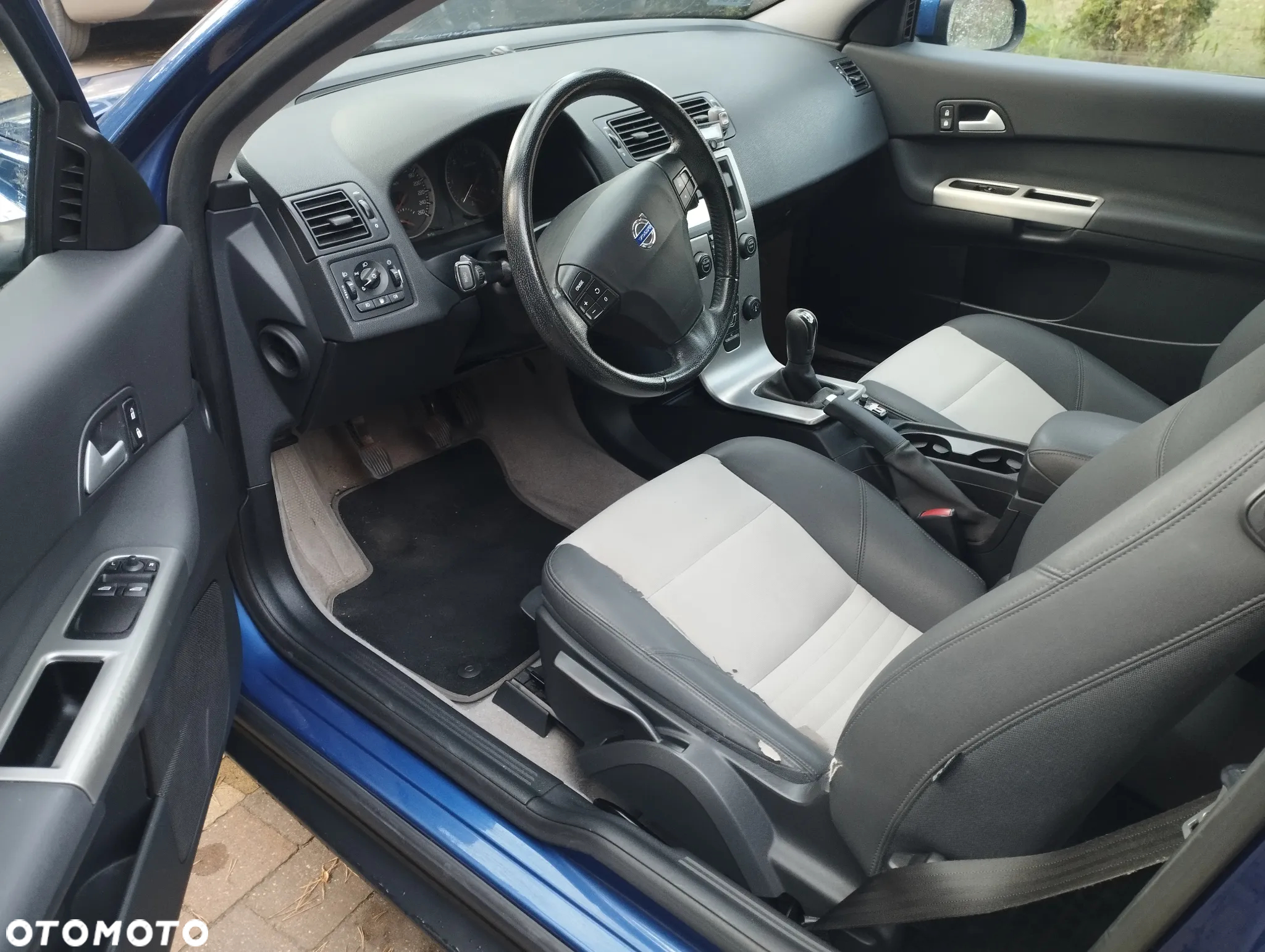 Volvo C30 1.6D Momentum - 5