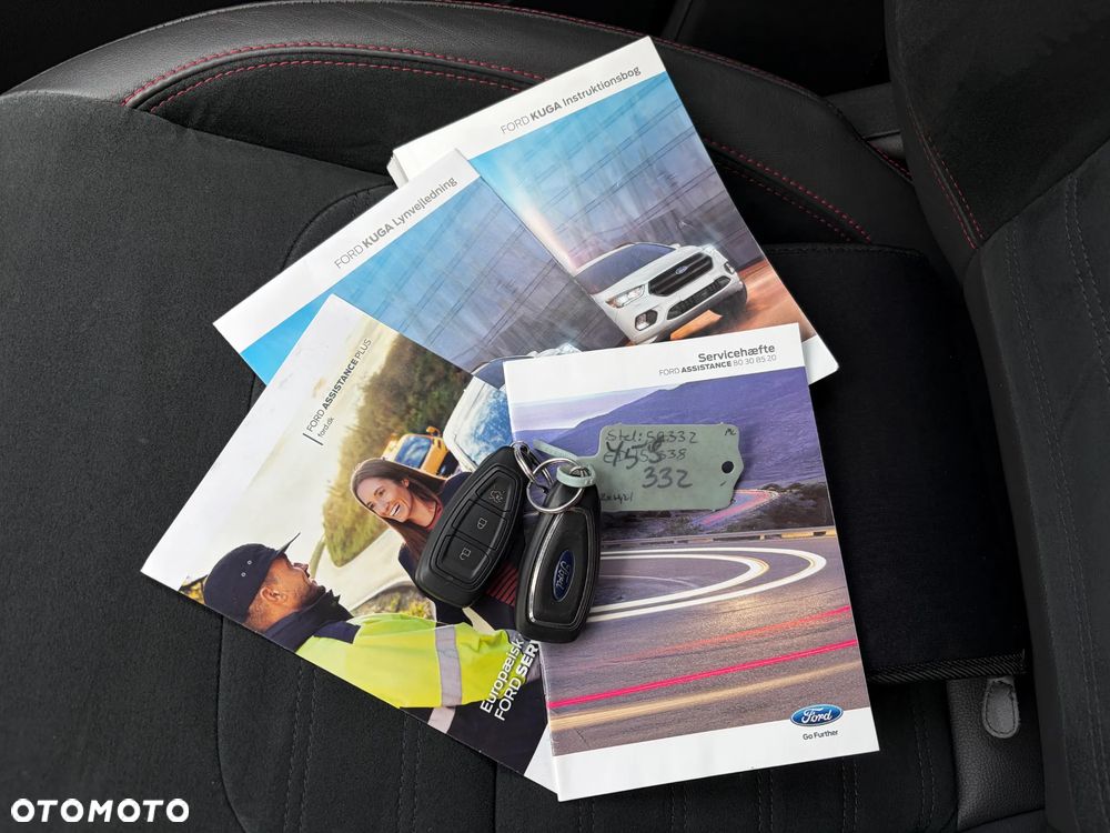 Ford Kuga 1.5 EcoBoost 2x4 ST-Line - 35